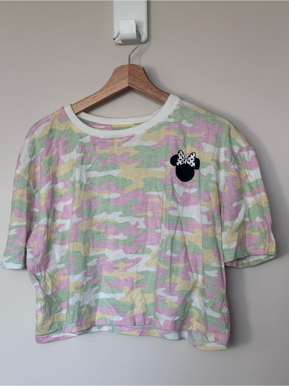 Disney Women’s Pastel Camo Minnie Cropped Tee